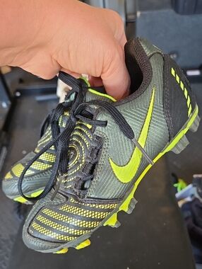 Nike Black & Neon Yellow Youth Soccer Cleats